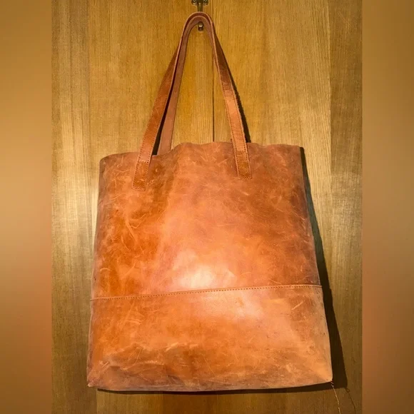 Brown Leather Tote Bag with Pouch – Handmade in Ethiopia - Picture 5 of 13